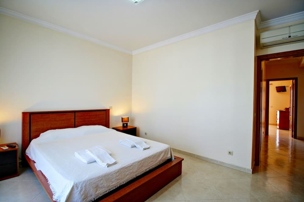 Villas2Go2 Albufeira Villa