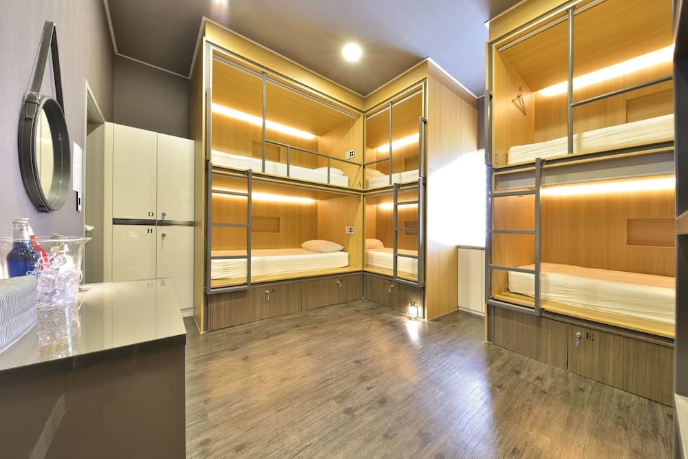 WITH U Hotel & Guesthouse