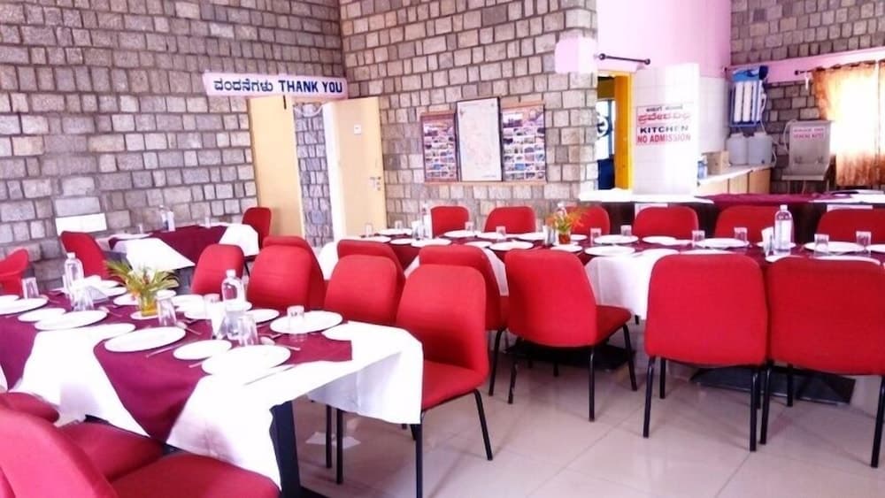 KSTDC Hotel Mayura Yatrinivas