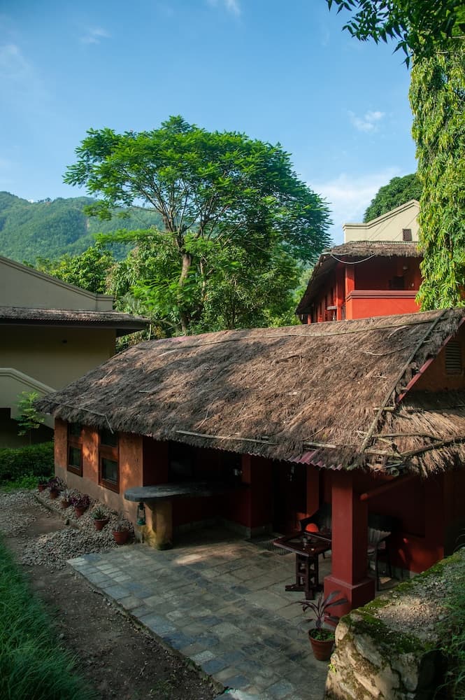 Riverside Spring Resort