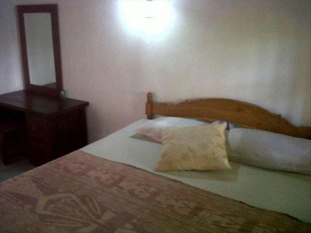 Padang Lovina Sea Side Cottage