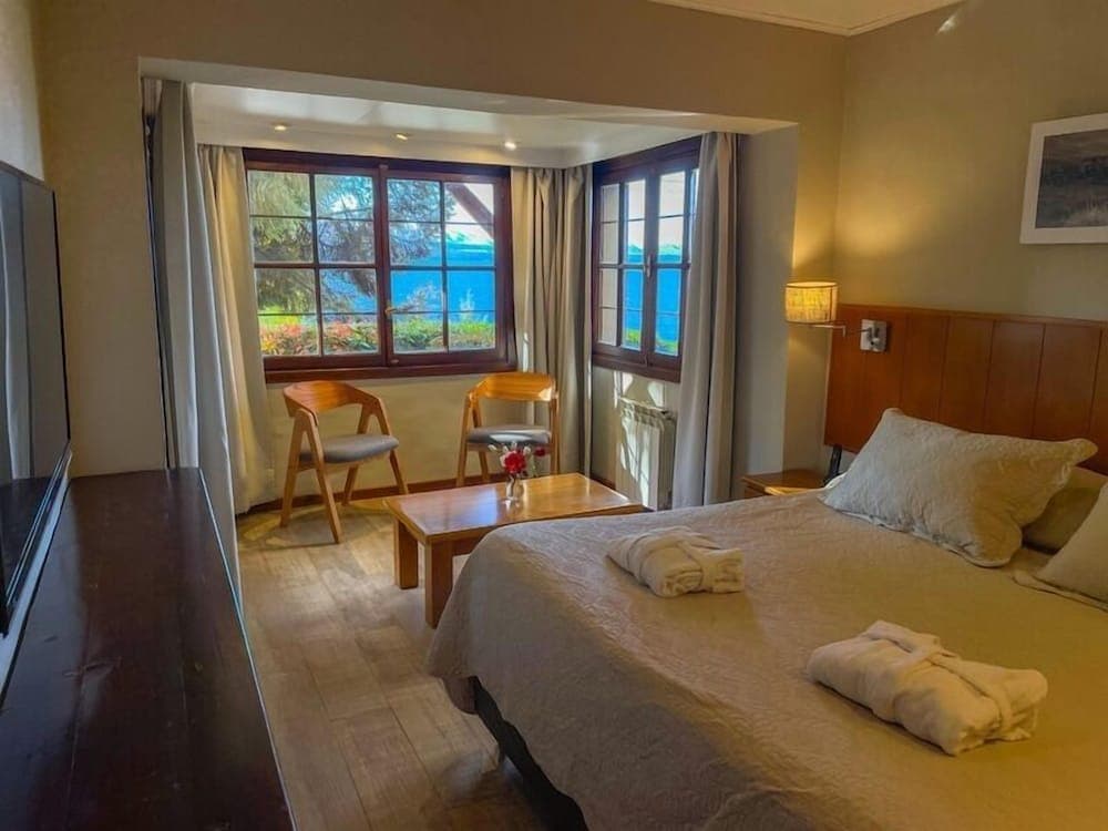 Pailahue Lodge & Cabañas