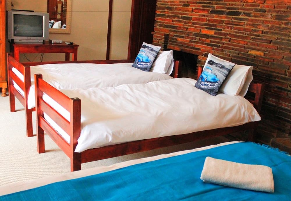 African Aquila Lodge