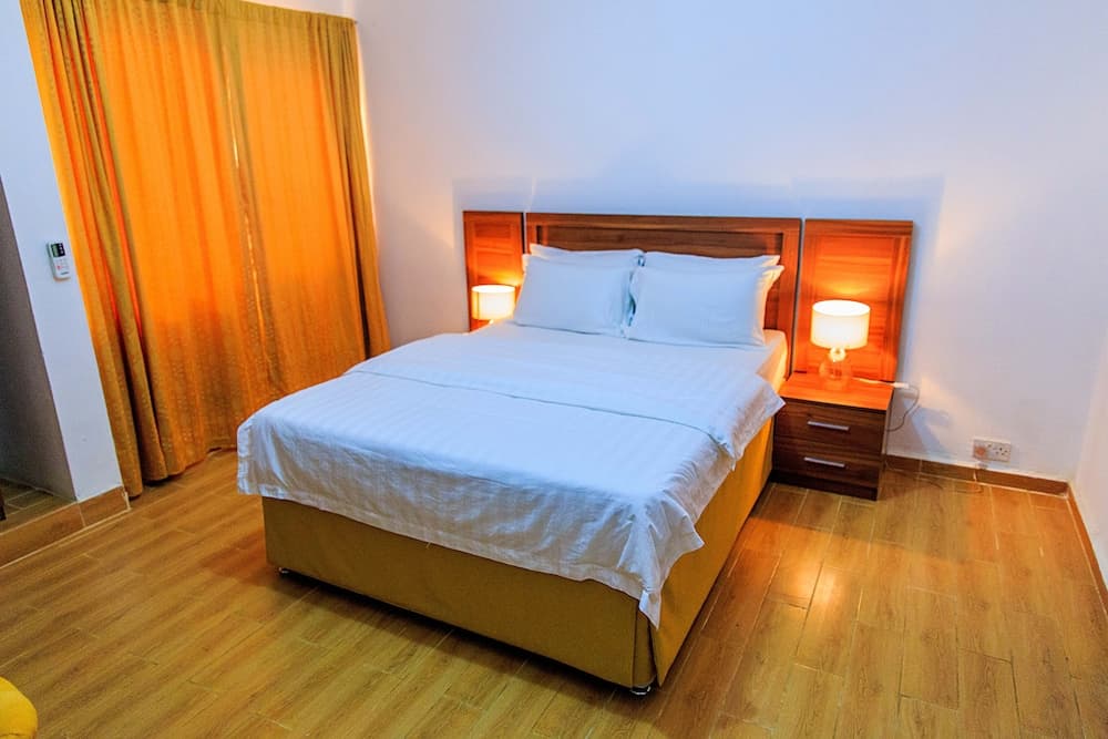 Paradise Suites Hotel