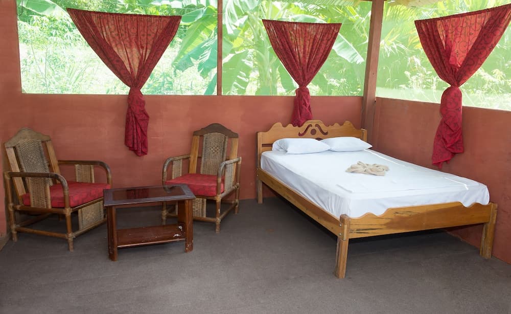 Maniti Expeditions Eco-Lodge