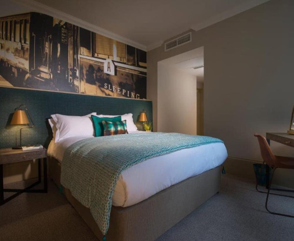 Harper's Steakhouse with Rooms, Haslemere