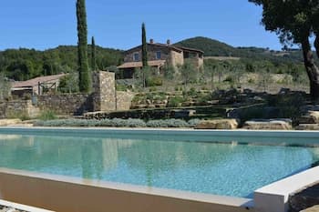 Le Moraiole Country House