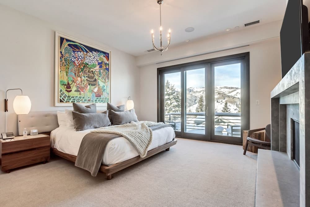 Stein Eriksen Residences