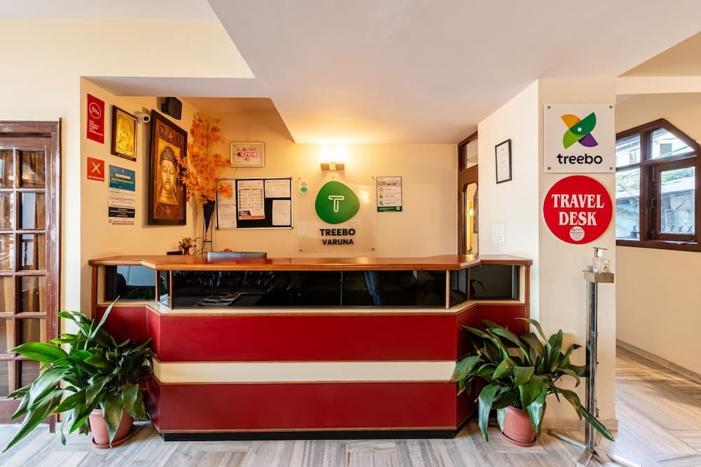 Treebo Varuna With Mountain View