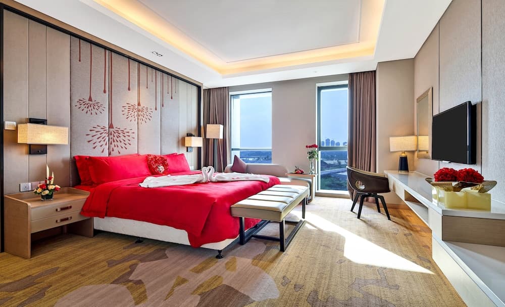 Holiday Inn Chengdu Qinhuang by IHG