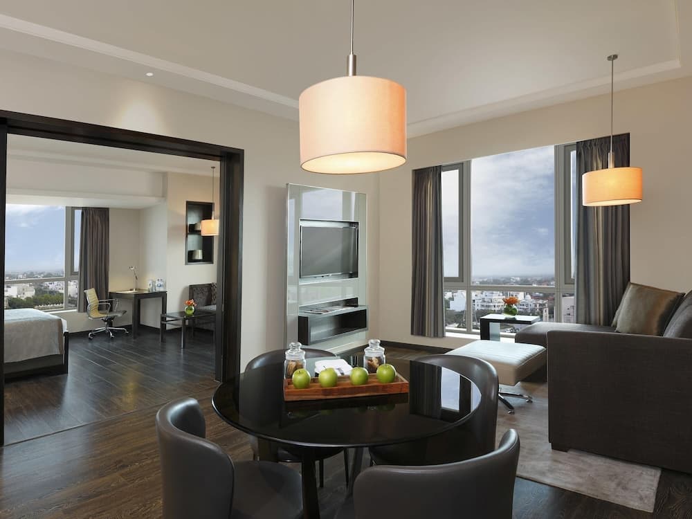 Novotel Lucknow Gomti Nagar Hotel