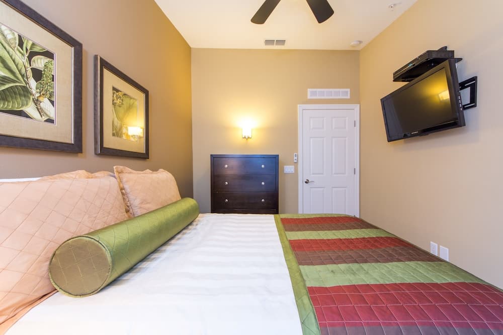 Lexington Vacations by Stark Hospitality