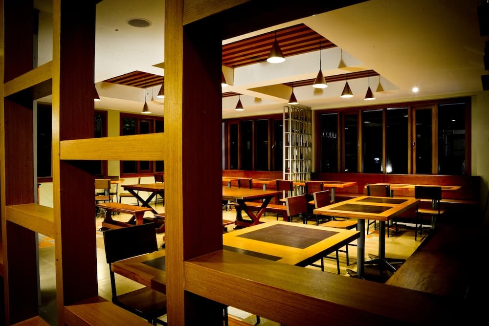 Tibera Hotel Cibeunying