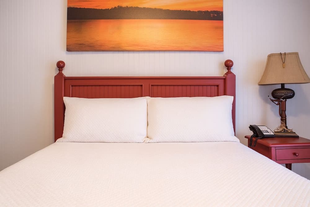 Stormy Point Village Lakeside