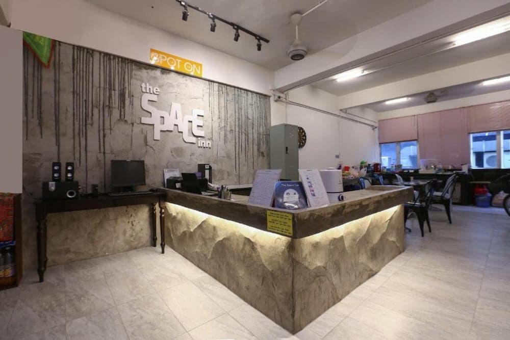 Hotel O The Space Inn