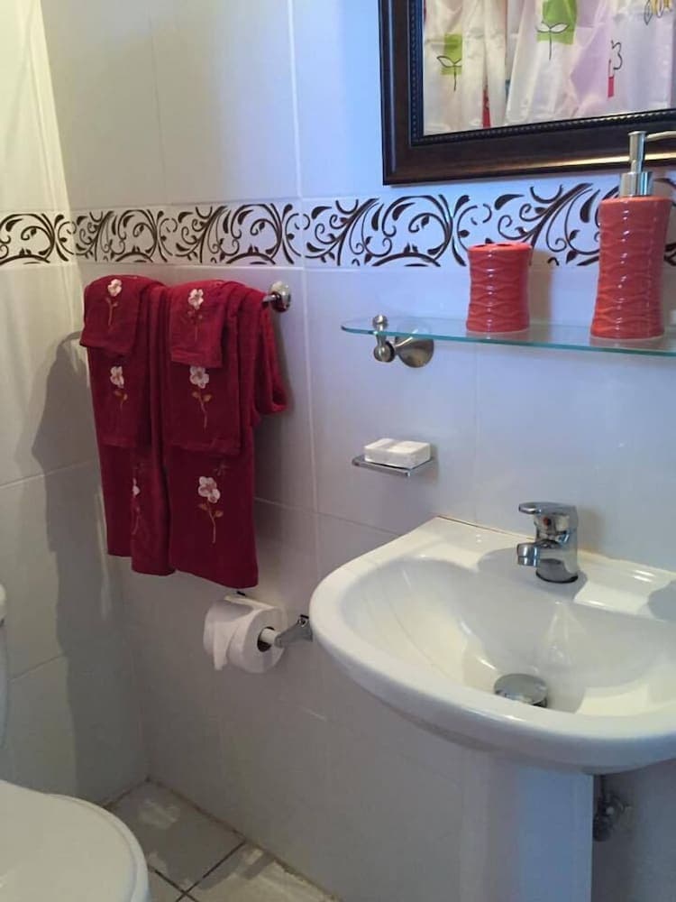 Ocho Rios Golden View