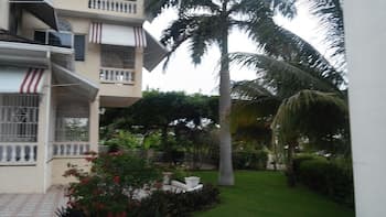 Ocho Rios Golden View