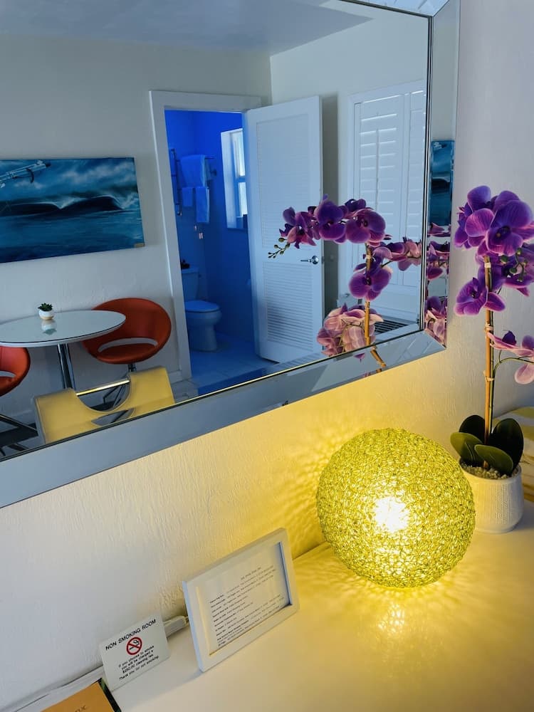 The Salty Mermaid Oceanfront Hotel