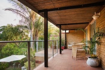 Feather Nest Guest House