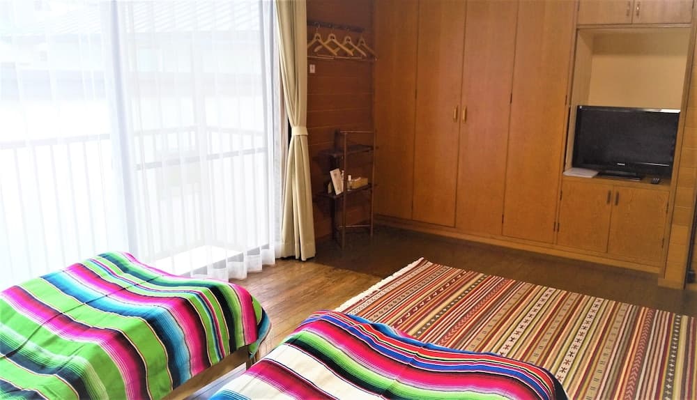 Takamatsu guesthouse akane