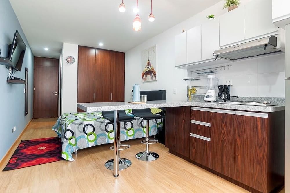 Las Palmas Apartment 306