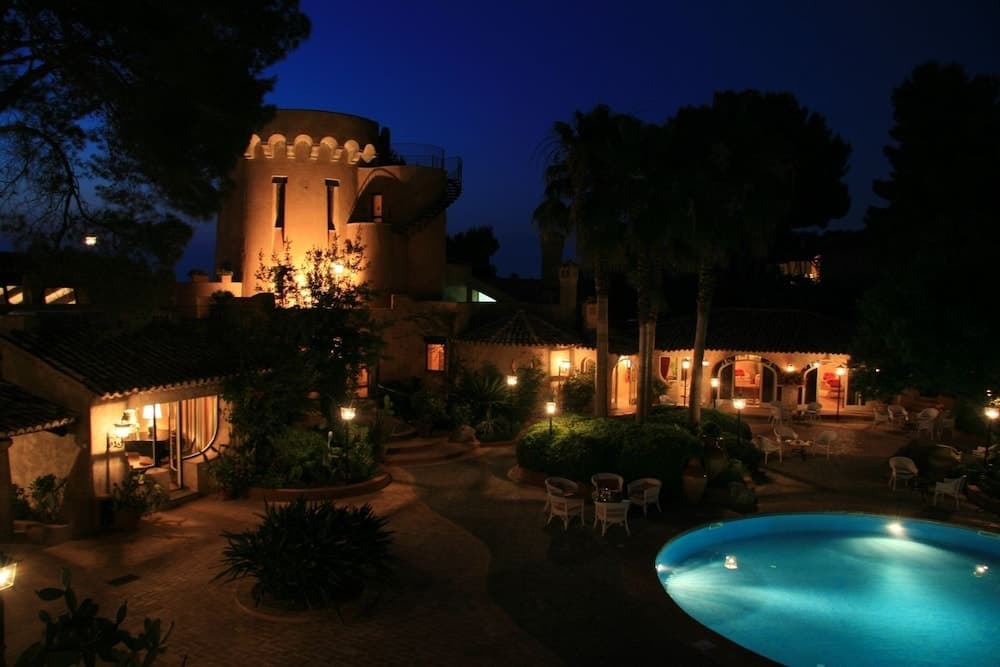 hotel image