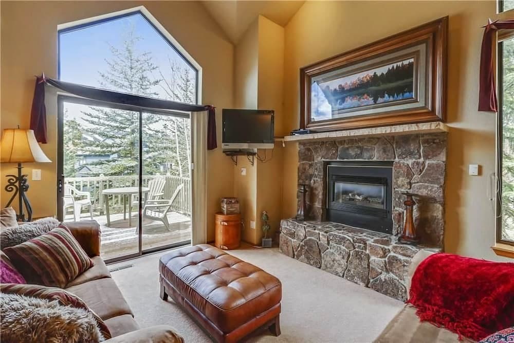 Deep Powder Home House