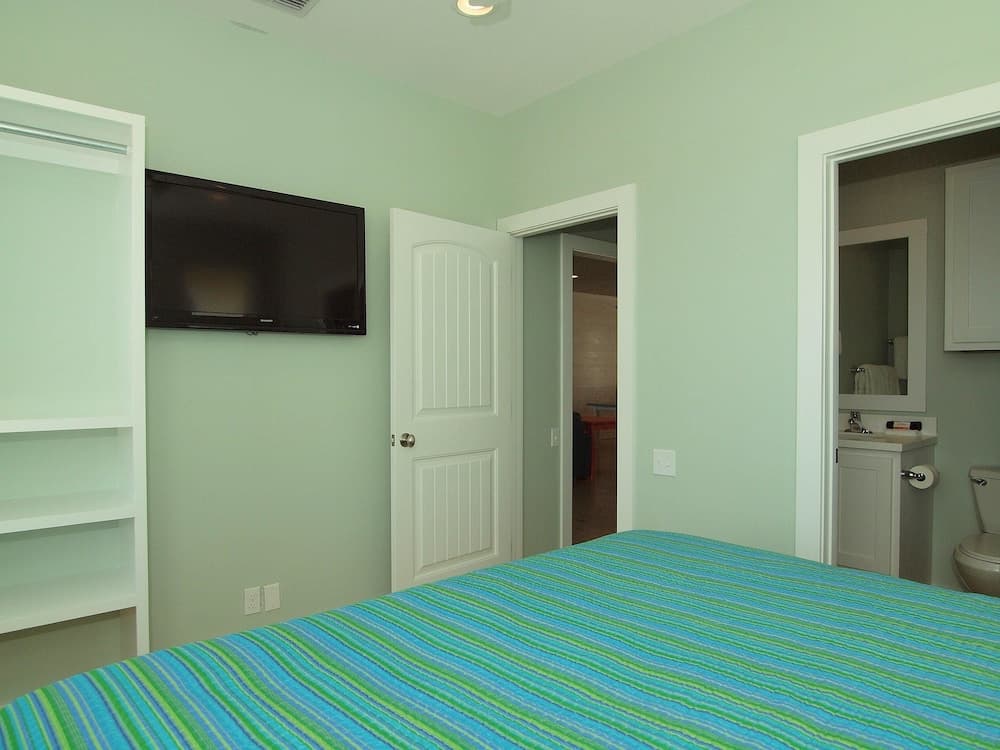 Beach Club Clubhouse 2