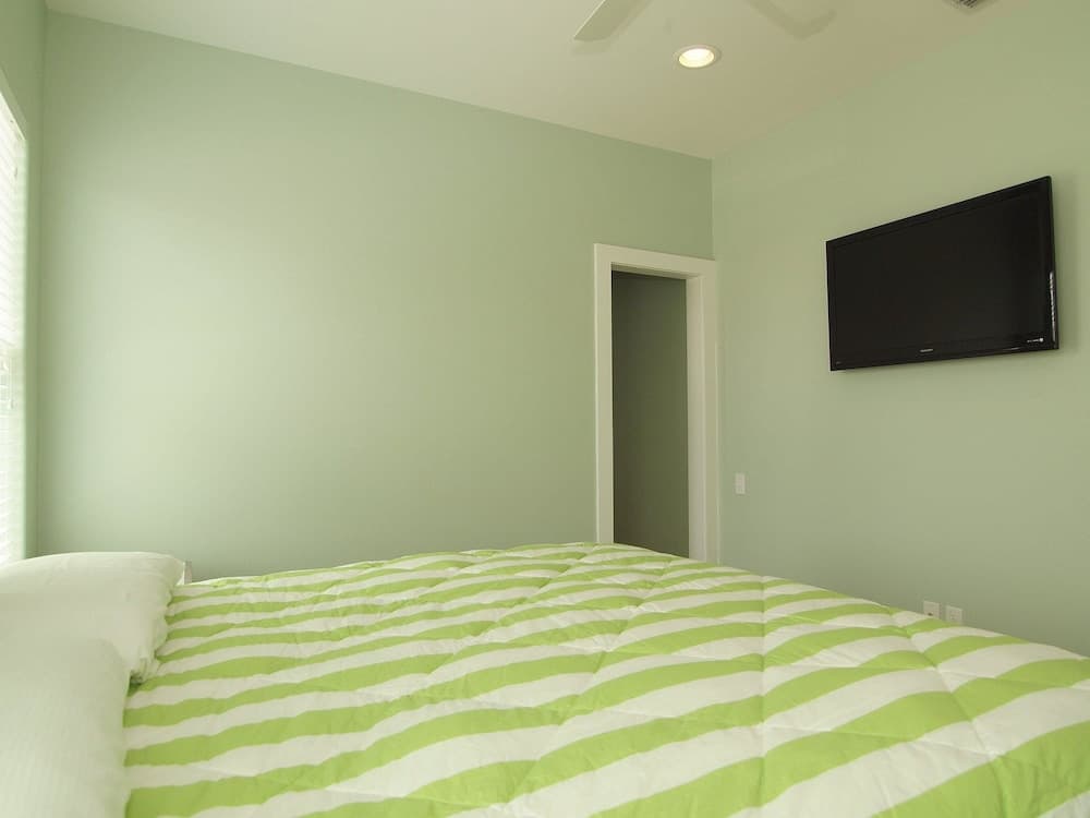 Beach Club Clubhouse 4