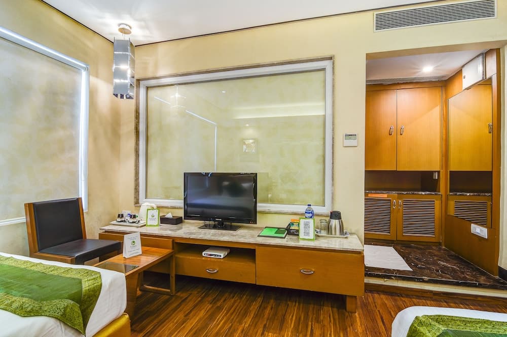 Treebo Sapphire Star