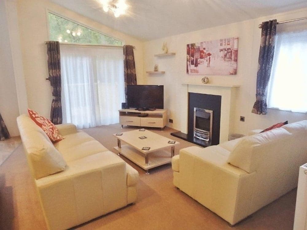 Dollar Lodge and Holiday Home Park