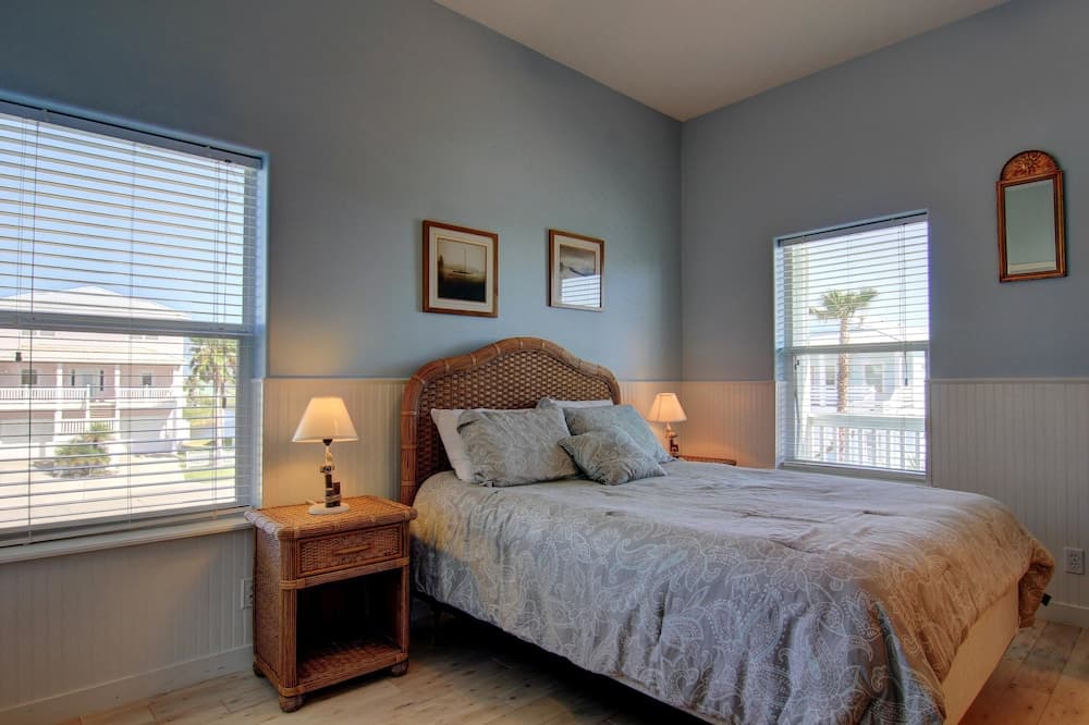 The Margarita House 349RS