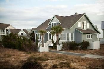 Aquarius 4 Bedroom Holiday Home By Bald Head Island