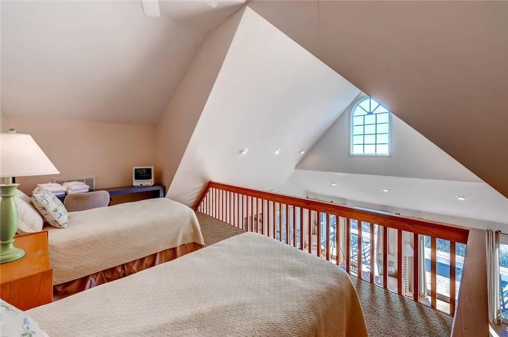 SeaWinds 4 Bedroom Holiday Home By Bald Head Island