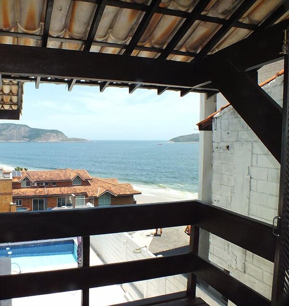 Camboinhas Bed and Breakfast