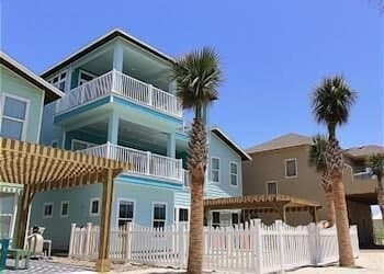 Gulfwaters Beachfront Resort 101 102