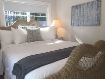 Lakeshore on Salt Spring