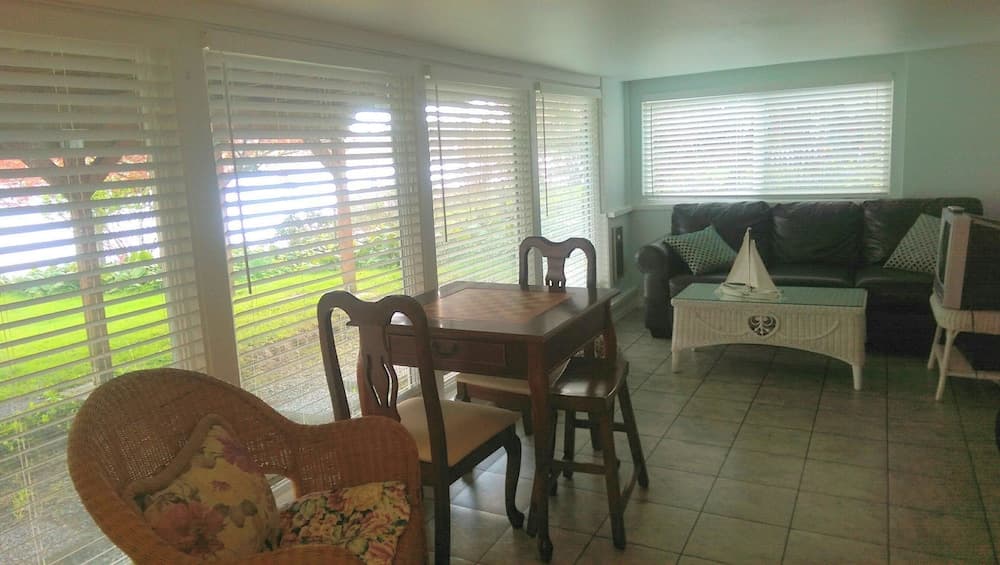 Bercot Beach Cottage