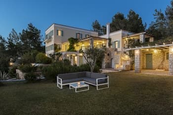 Electra Beachfront Villa