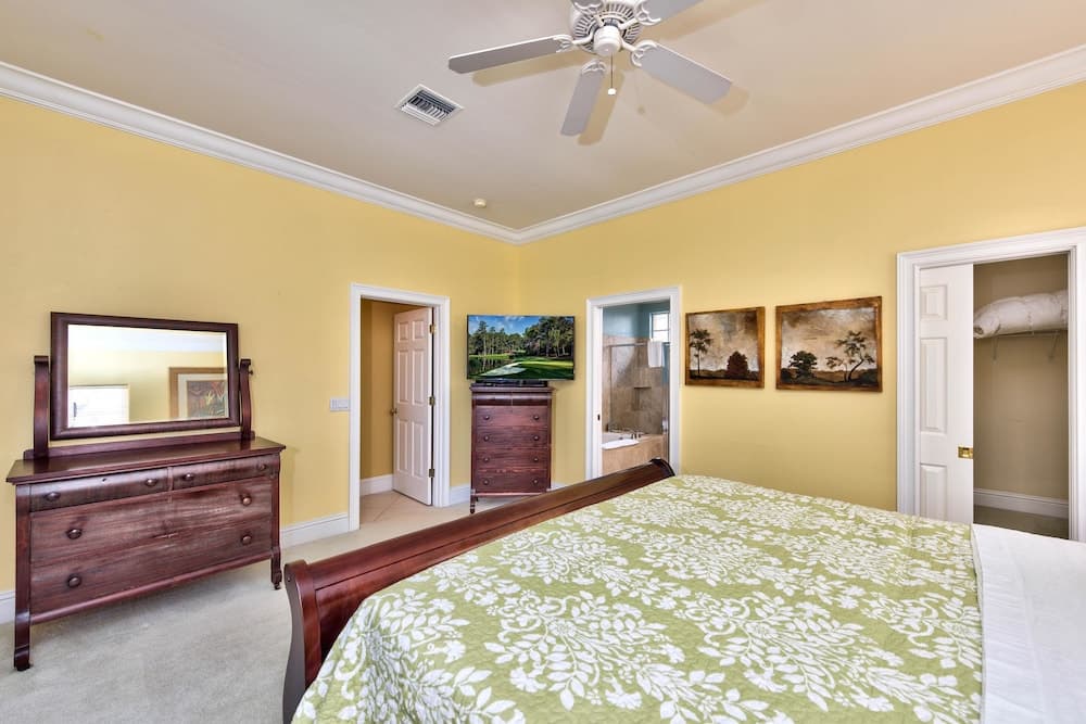 Syracuse 3 Bedroom Home by NFVH