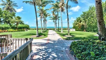 Le Monaco 1 Bedroom Home by NFVH