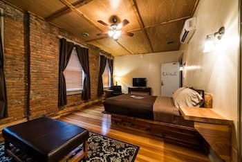 The Walnut Street Inn