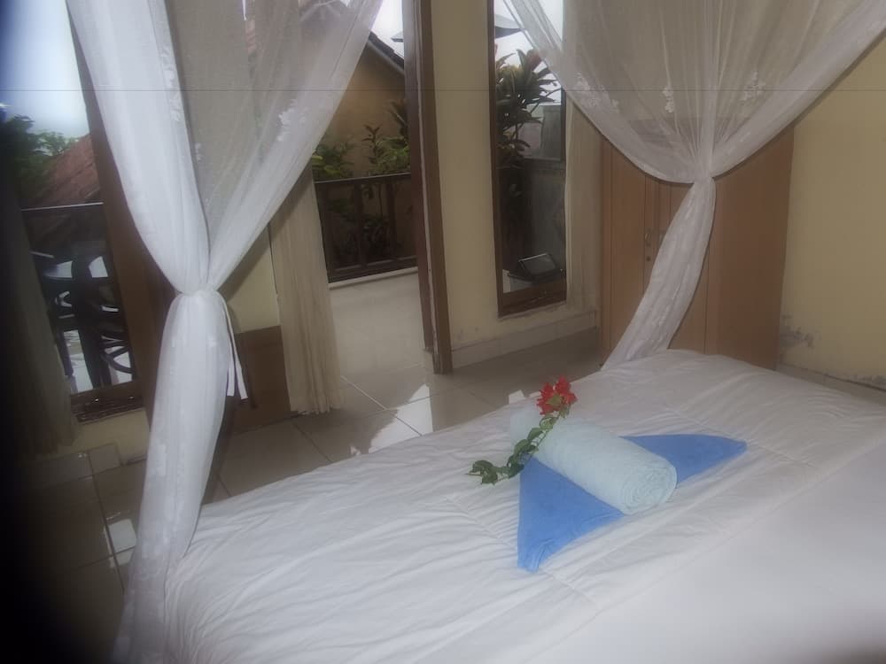 Bukit Indah Home Stay