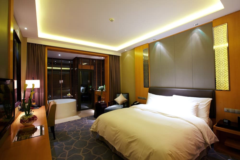 CiXi Hangzhou Bay Hotel