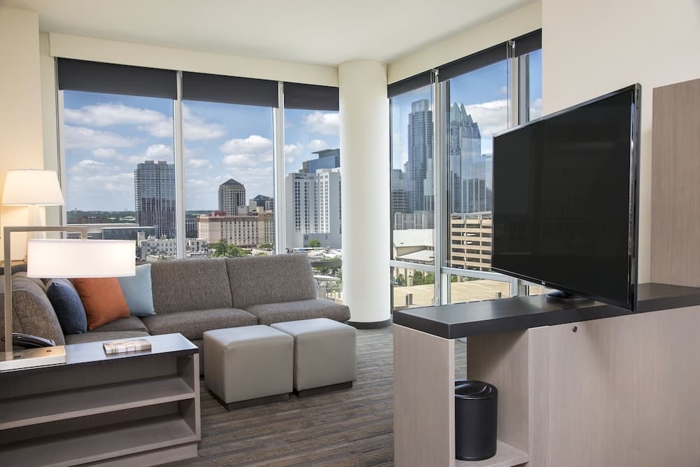Hyatt House Austin/Downtown