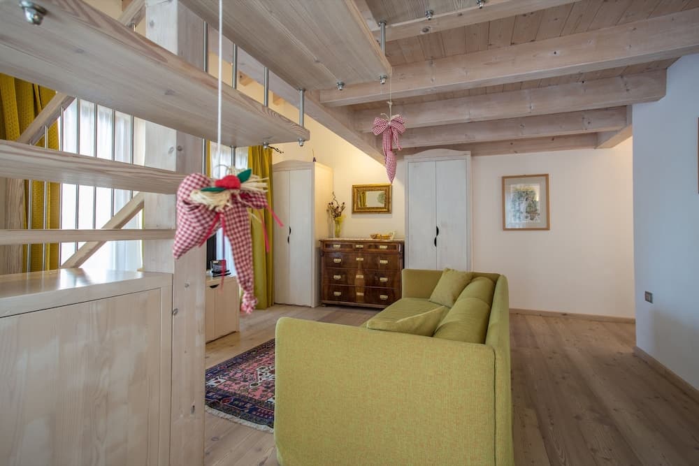 Castelir Suite Hotel