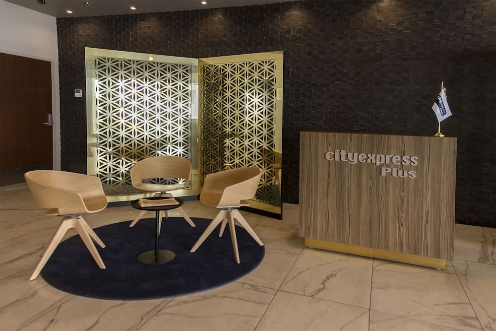 City Express Plus by Marriott Ciudad de México Mundo E