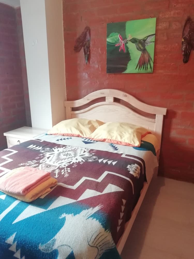 Hotel La Casa Amarilla City