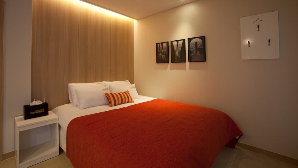 The Marine Pool Villa