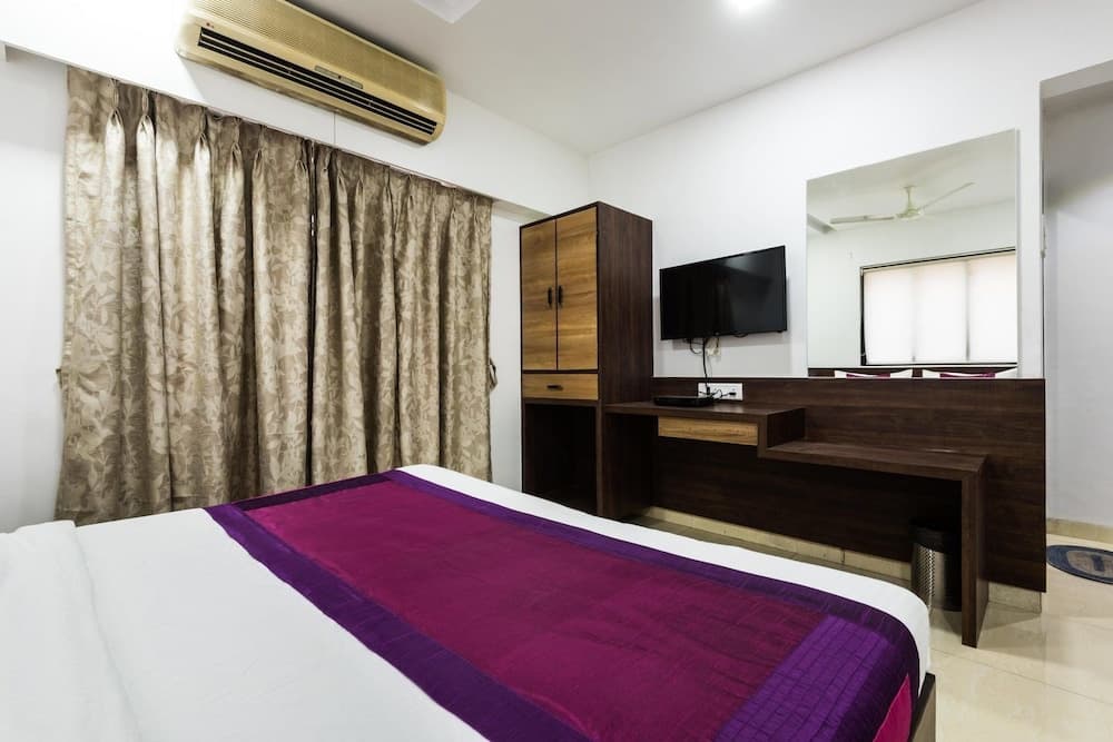 Hotel Shelter Palace